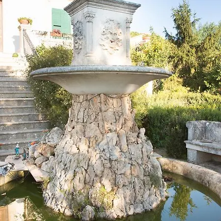 Garden Bed and Breakfast