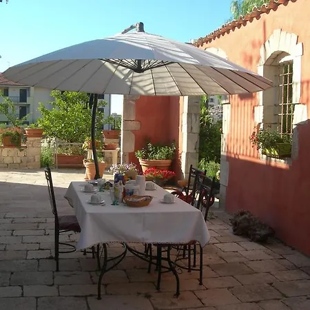 Garden Μόντικα