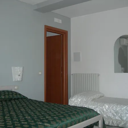 Garden 3* Μόντικα