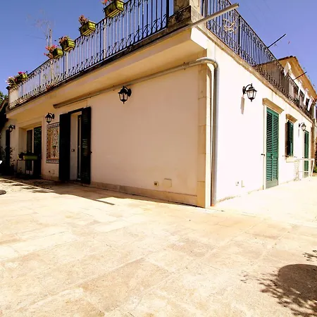 Garden B&B 3*